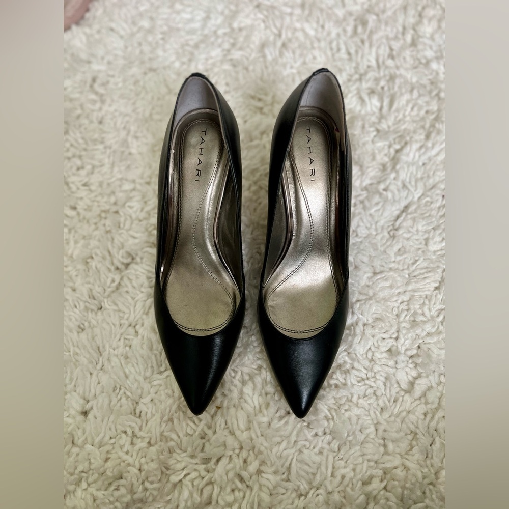 Tahari Kitten Heel